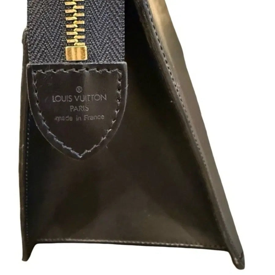 LOUIS VUTTION CLASSIC BLACK