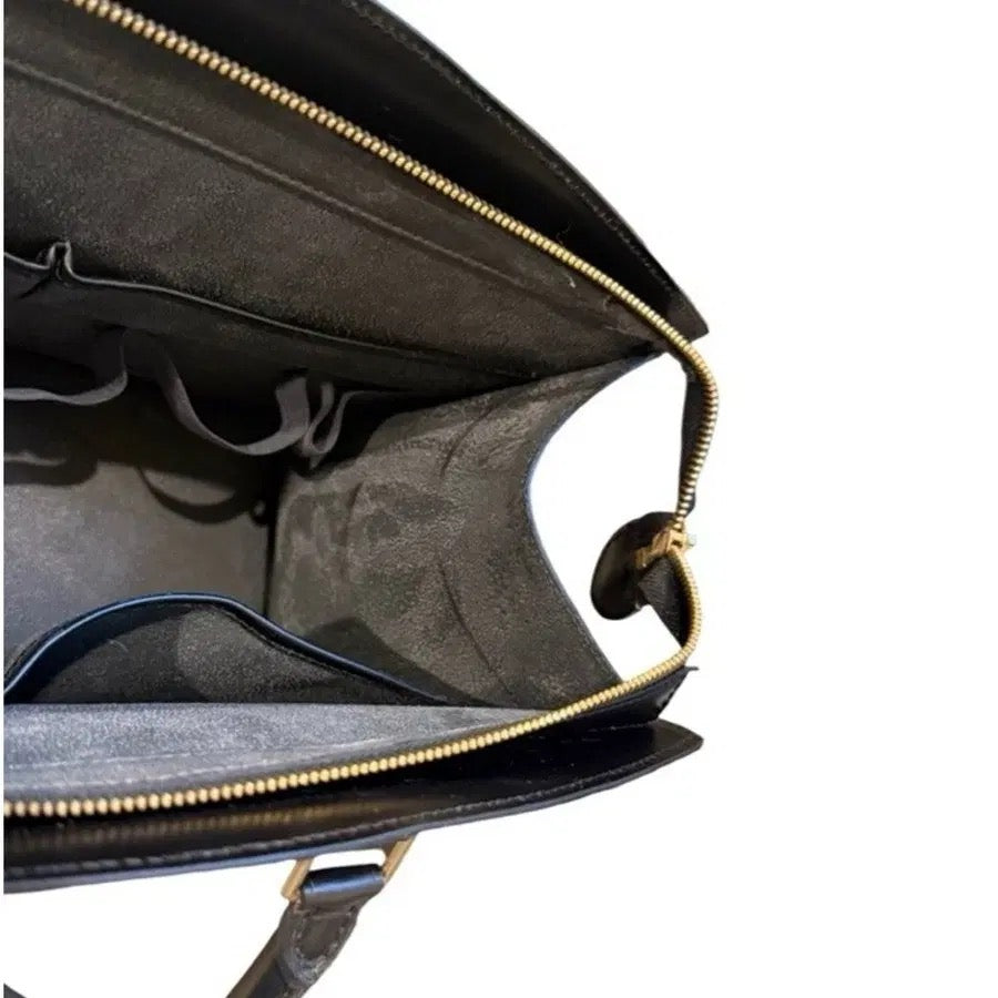 LOUIS VUTTION CLASSIC BLACK
