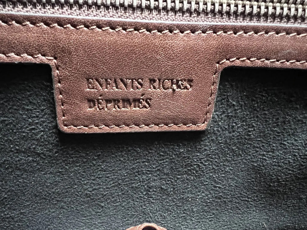 ENFANTS RICHES DEPRIMES